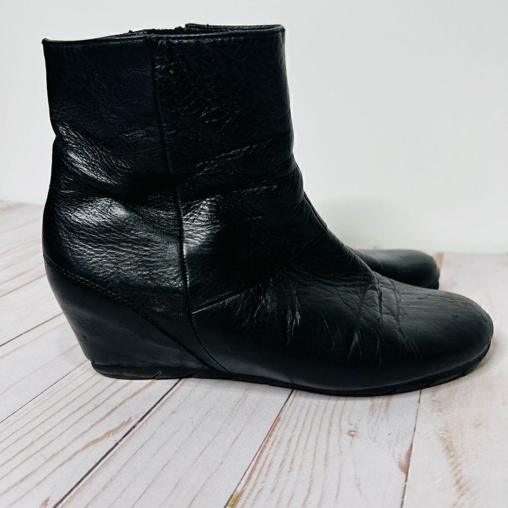 Gentle Souls Kenneth Cole Barne Voyage Black Leather Ankle Wedge Boots